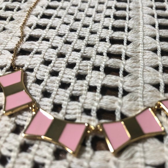 NEW Bow Shoppe Row Necklace - Picture 8 of 13